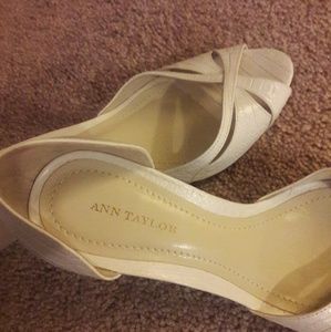 Ann Taylor women shoes